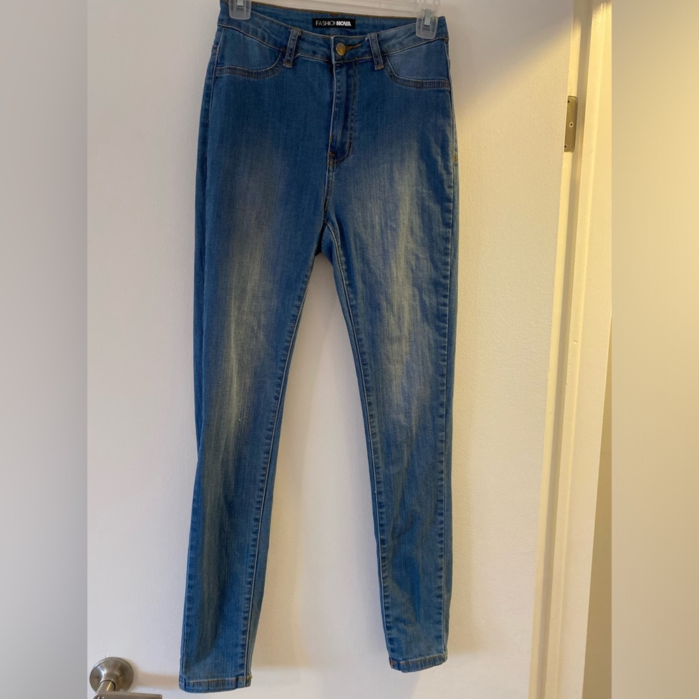 Fashion Nova skinny jeans